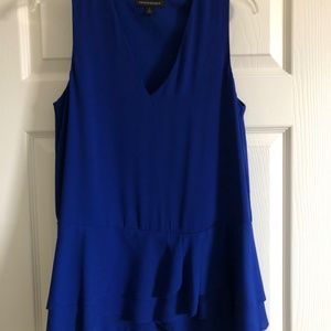 Banana Republic Sleeveless vneck tunic with subtle ruffle detail